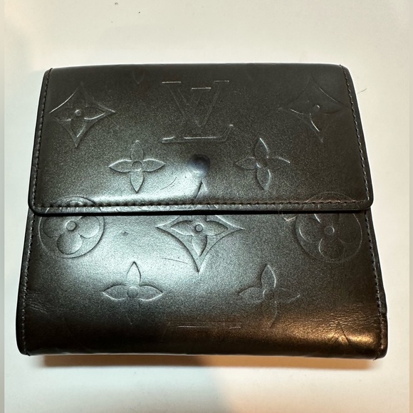 Louis Vuitton Elise Bifold Wallet - Picture 6 of 9